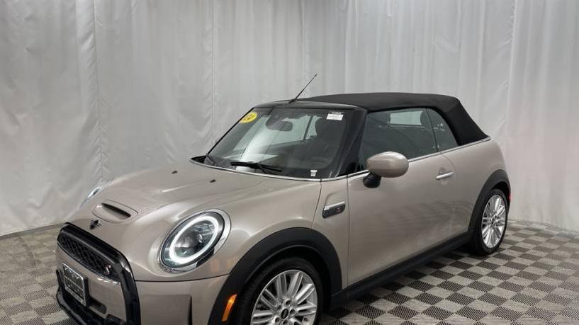 MINI COOPER CONVERTIBLE 2024 WMW43DL01R3S04505 image